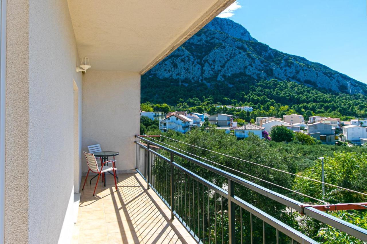 Apartments With A Parking Space Gradac, Makarska - 14708 Dış mekan fotoğraf