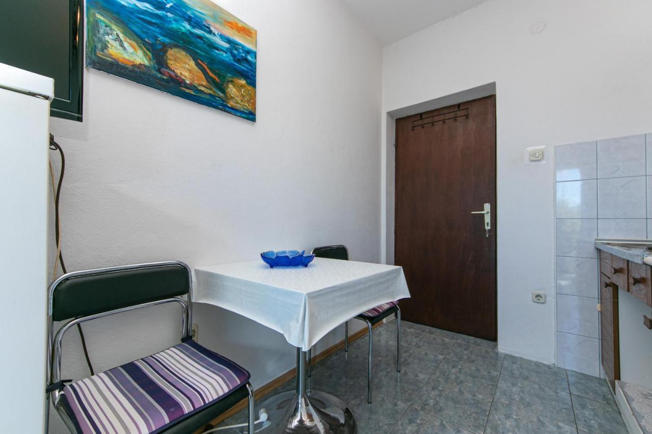 Apartments With A Parking Space Gradac, Makarska - 14708 Dış mekan fotoğraf